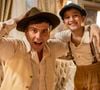 Candinho (Sergio Guizé ) e Samir (Davi Malizia) na novela 'Êta Mundo Melhor!'