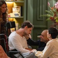 Resumo da RETA FINAL da novela 'Vale Tudo', capítulo de sábado 11 de outubro: filho de Odete Roitman sofre novo abalo na saúde