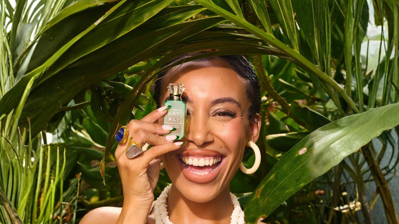 Uma fruta do antigo quintal da minha avó está de volta às perfumarias e, atualmente, é protagonista de três fragrâncias exóticas