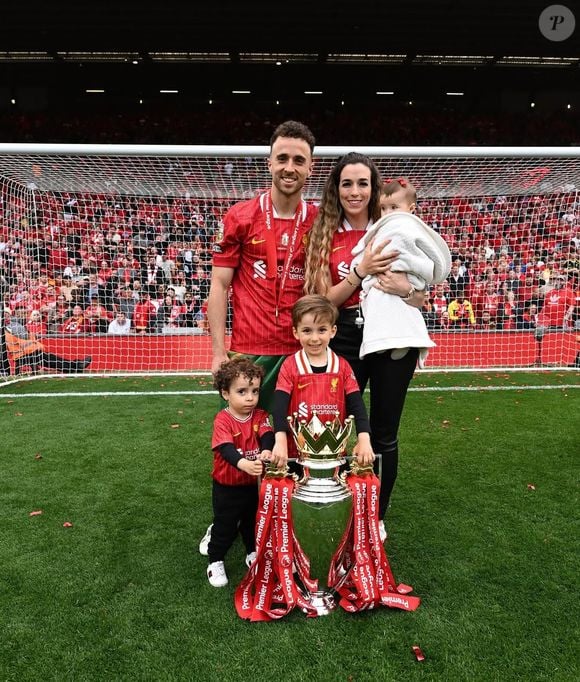 Diogo Jota e a mulher, Rute Cardoso, estavam juntos há 13 anos e tinham 3 filhos, a caçula nascida em novembro de 2024