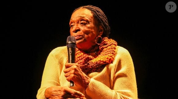 Aos 90 anos, uma das atrizes mais longevas, respeitadas e queridas do cinema, do teatro e da televisão brasileira sofreu um infarto agudo do miocárdio em Gramado, no Rio Grande do Sul, horas antes de receber um dos maiores reconhecimentos de sua carreira.