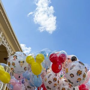 Bruna Biancardi compartilhou com os seguidores na web algumas fotos da viagem à Disney.