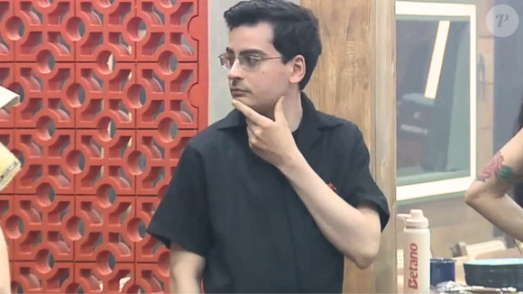 Entre polêmicas e estratégia, Dudu Camargo se destacou como um dos peões mais influentes de A Fazenda 17. O título vem aí?