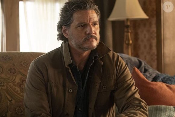 Expressão de Pedro Pascal durante o cinema chama atenção e levanta suspeitas de affair