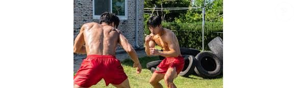 A trama gira em torno de jovens boxeadores que acabam mergulhando no mundo do crime para proteger amigos e familiares