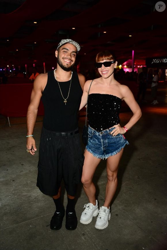 Francisco Gil e Alice Wegmann nos Ensaios da Anitta