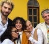 Filha de Débora Bloch, a cineasta Júlia Anquier se casou com a cantora Maria Beraldo neste sábado (24)