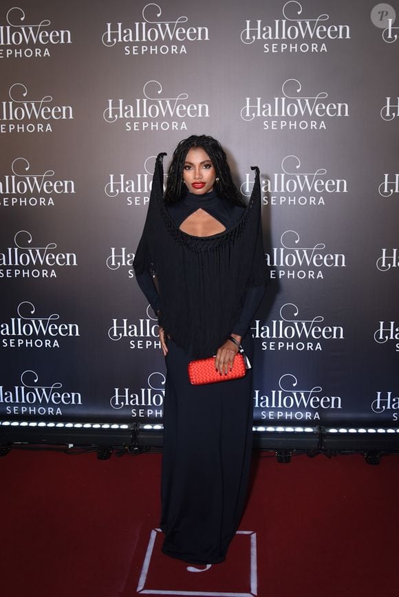 Baile de Halloween da Sephora 2025: no melhor estilo Malévola, Tina Calamba esbanjou beleza para o público