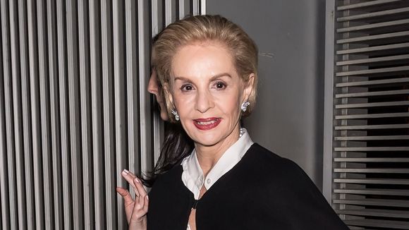 Carolina Herrera, aos 87 anos, toma essa vitamina todos os dias: com abacaxi e gengibre, ela auxilia a digestão e fortalece o sistema imunológico