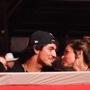 Recentemente Gabriel Medina e Isabella Arantes foram juntos a um show sertanejo
