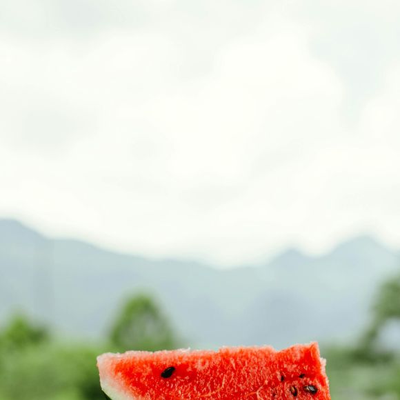 Apesar da fruta ser deliciosa, poucos sabem que a casca de melancia possui propriedades benéficas para a saúde