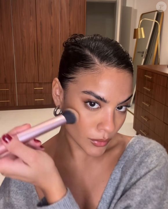 Bella Campos foi aclamada nas redes sociais após detonar Portal Léo Dias