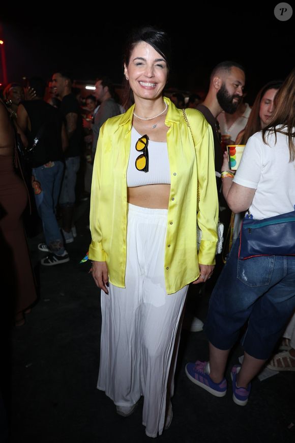 Emanuelle Araújo prestigiou Ivete Sangalo