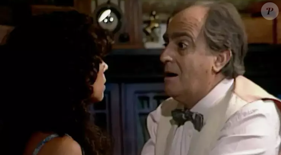 Na novela 'Tieta', Filó aceitou o pedido de casamento do coronel.