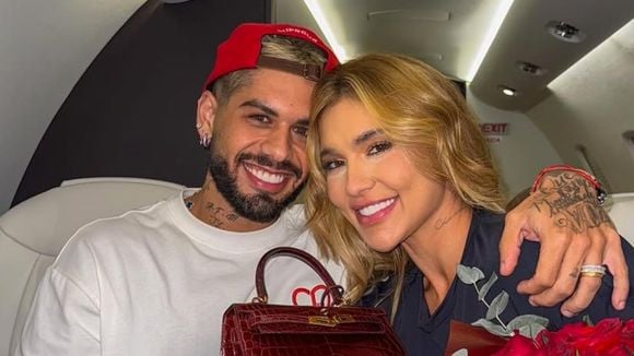 'Eu peço respeito à minha Virginia': Após separação com Vini Jr., web resgata previsão inusitada de Márcia Sensitiva sobre Virginia Fonseca e Zé Felipe. Veja!