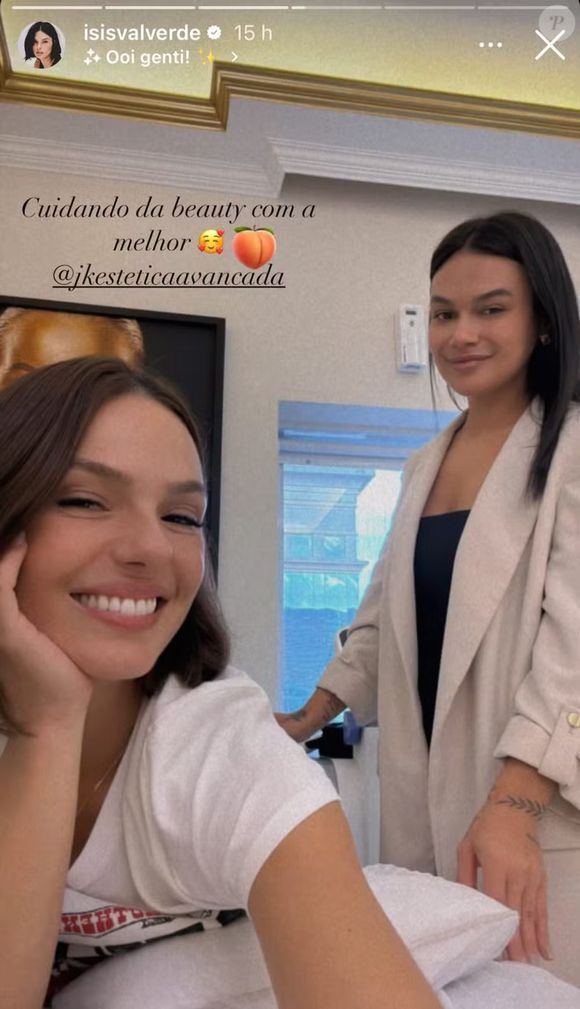 Isis Valverde revelou ter 'tratado o bumbum' com dois procedimentos: um que usa ondas eletromagnéticas e outro de bioestimuladores de colágeno