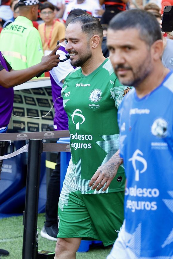 Primeira aparição pública de Diogo Nogueira após a separação de Paolla Oliveira chamou atenção na web