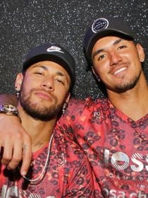 Fim da amizade de Neymar e Gabriel Medina? Equipe do surfista nega afastamento por causa de Isabella Arantes