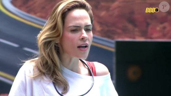 Ana Paula Renault é quem está 'salvando' o enredo do 'BBB 26', sempre alfinetando outros rivais