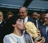 A paixão de Colin Farrell por Diego Maradona começou na Copa do Mundo de 1986, quando o ator tinha apenas 10 anos. Em entrevista ao jornal La Nación, ele afirmou que aquela campanha mudou para sempre sua relação com o futebol