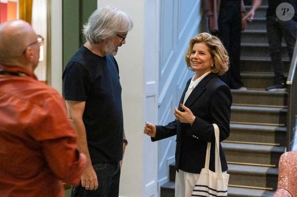 O diretor artístico Paulo Silvestrini nos bastidores de gravação com Debora Bloch da novela Vale Tudo