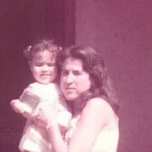 Wanessa Camargo bebê com a mãe, Zilu