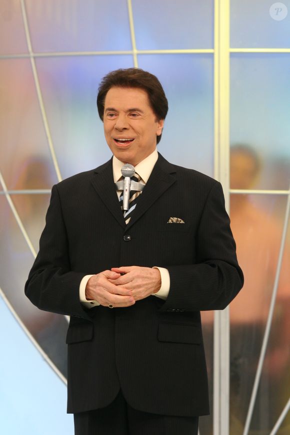 Silvio Santos foi feito refém em sua própria casa em agosto de 2001: governador de SP e na época filiado ao PSDB Geraldo Alckmin entrou no local para ajudar nas negociações