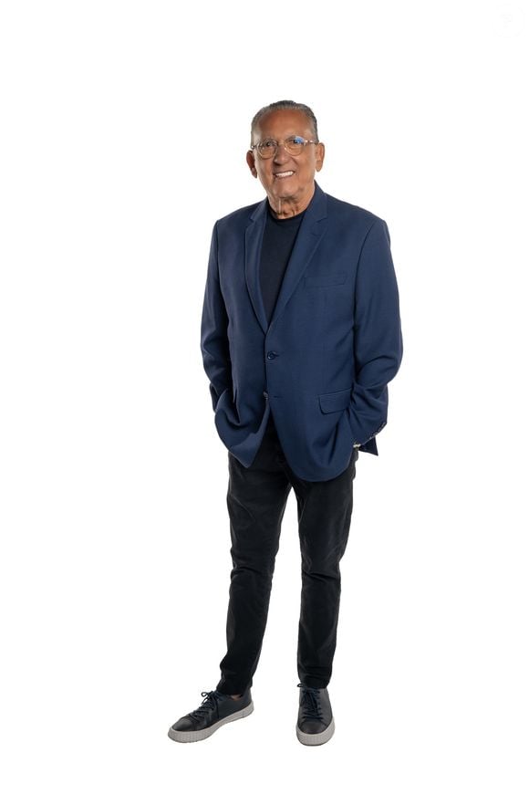 Galvão Bueno está bem, lúcido e conversa com as pessoas