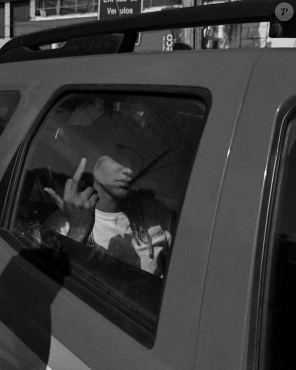 Oruam transforma sua trajetória pessoal em um álbum que já nasce cercado de debates.