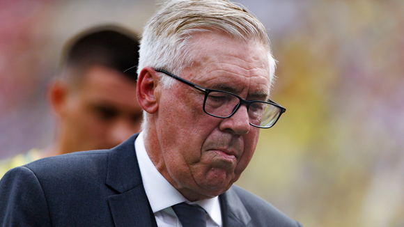 'A dor é grande, mas a confiança..': Ancelotti faz forte desabafo após eliminação do Brasil na Copa 2026 e divide internautas. 'Convoque os melhores'