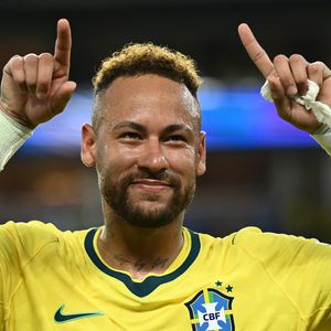 Neymar, que está nos Estados Unidos para a Copa do Mundo, não conseguiu participar da festa de Helena