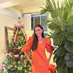 Mônica Martelli está curtindo os últimos dias do ano em uma viagem pela Bahia