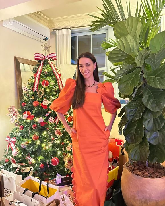 Mônica Martelli está curtindo os últimos dias do ano em uma viagem pela Bahia