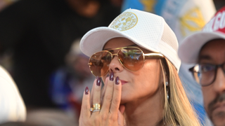Viviane Araujo se revolta com resultado do Salgueiro no Carnaval e escola aponta 'quadrilha de canalhas': 'Ladrões'