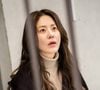 Em 'Refletidas', Jeong Hee-joo, interpretada por Go Hyun-jung, construiu uma carreira sólida como pintora e vive uma vida confortável