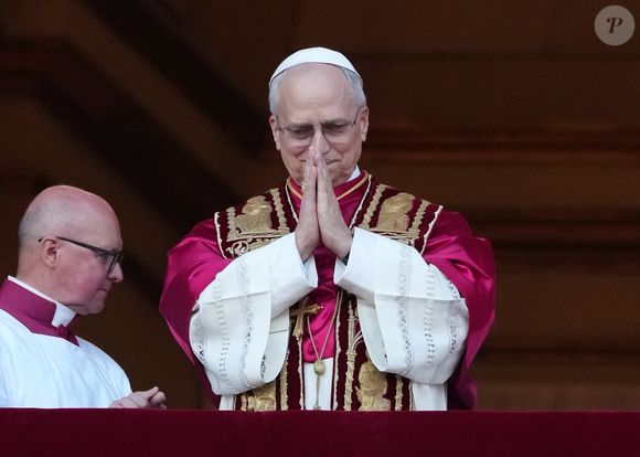 Eleito em maio de 2025, o Papa Leão XIV (nascido Robert Francis Prevost, nos Estados Unidos, e primeiro pontífice da Ordem de Santo Agostinho) vem adotando um discurso firme contra a guerra entre Israel e Hamas desde o início de seu pontificado