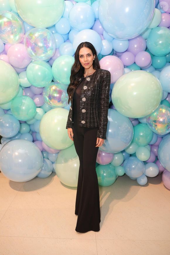 Daniela Albuquerque foi acusada de ter antipatia por Luciana Gimenez e de ter pedido sua cabeça à RedeTV!