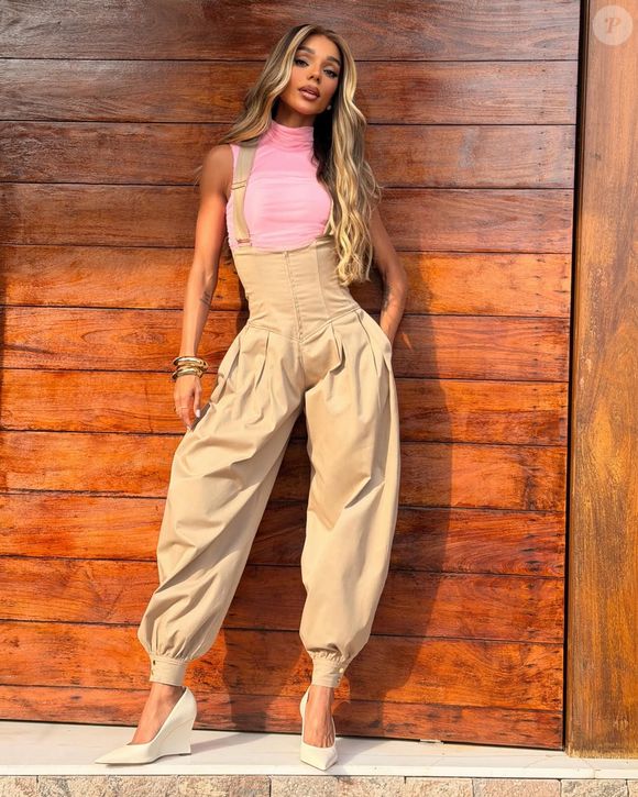 Brunna Gonçalves combinou seu look com o de Ludmilla
