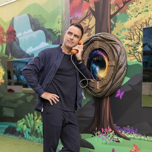 Tadeu Schmidt assumiu o comando da apresentação do 'BBB' em 2022.