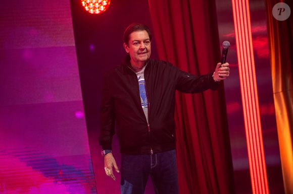 Faustão estaria com ‘falência dos órgãos causada por uma septicemia’, segundo o colunista Ricardo Feltrin