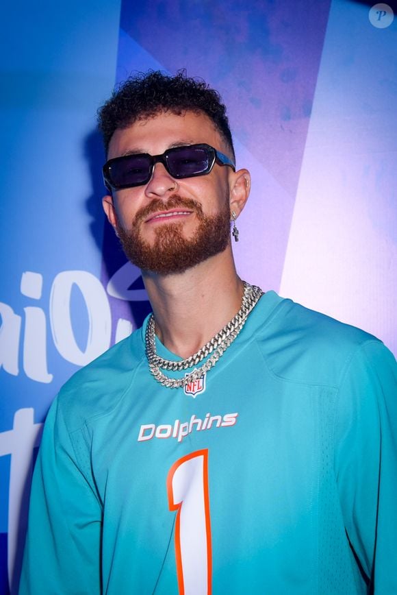 Fred Bruno celebrou uma conquista pessoal no basquete neste sábado (24). Depois de receber liberação médica para voltar a praticar esportes, o jornalista participou de uma competição interna e garantiu o terceiro lugar, sua primeira medalha na modalidade