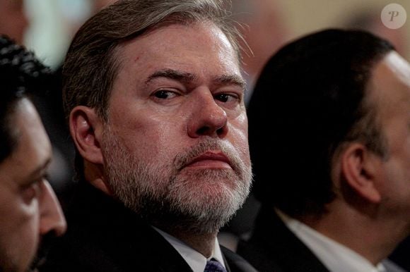 Dias Toffoli classificou como "omissão estratégica" a demora da chapa de Renan Santos em informar todas as redes sociais usadas na campanha. Segundo o g1, o ministro considerou que a situação poderia comprometer o controle legal da propaganda eleitoral digital