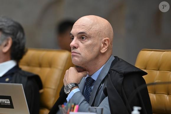 Alexandre de Moraes usa Patek Philippe 5711G de ouro branco e pulseira de couro de crocodilo; relógio pode valer até R$ 500 mil atualmente