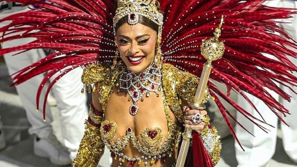 A verdade sobre o preço da fantasia de Juliana Paes no Carnaval 2026: stylist da atriz revela se look exclusivo da Dolce & Gabbana custou mais de meio milhão de reais
