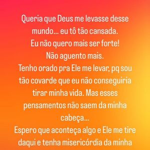 Andressa Urach afirmou que por conta do trabalho e de quem precisa dela não pode buscar internação para tratar lado emocional