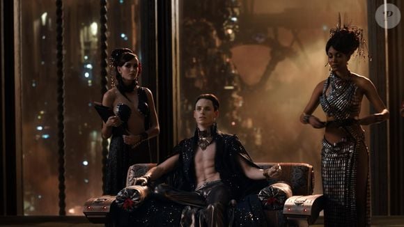 O longa-metragem é uma aventura épica de ficção científica que prometia ser um regresso glorioso ao gênero para as diretoras (responsáveis por 'Matrix'), mas, no fim, acabou se tornando um autêntico fracasso