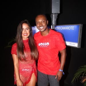 1ª gravidez de Thiaguinho e Carol Peixinho fez Bruna Biancardi, também grávida, comemorar: 'Alegria'
