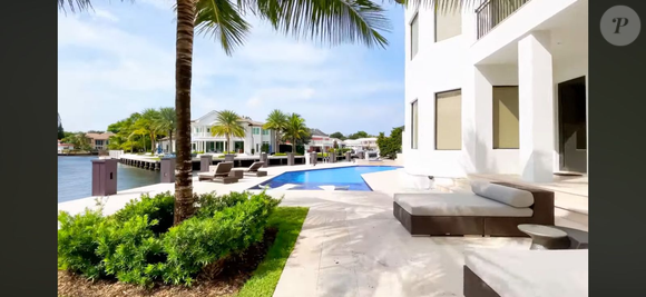 A propriedade onde Messi vive com Antonela Roccuzzo se tornou uma das mais conhecidas do mercado imobiliário de luxo americano