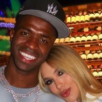 Viagem de férias e festa de aniversário em barco: os planos de Vinicius Junior com Virginia após eliminação do Brasil na Copa 2026