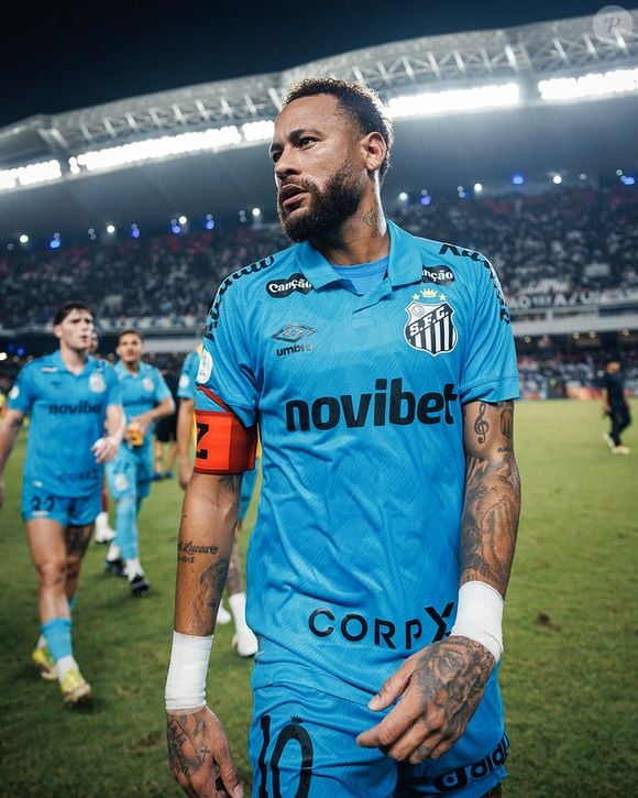 Neymar revidou provocação ao repetir várias vezes a palavra 'eliminado'